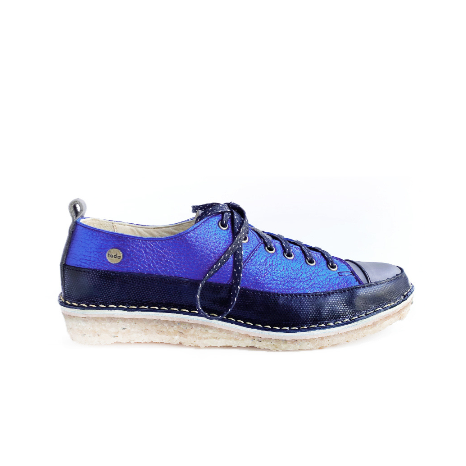 Zapato Kutsu Mujer Negro y Azul Metalizado