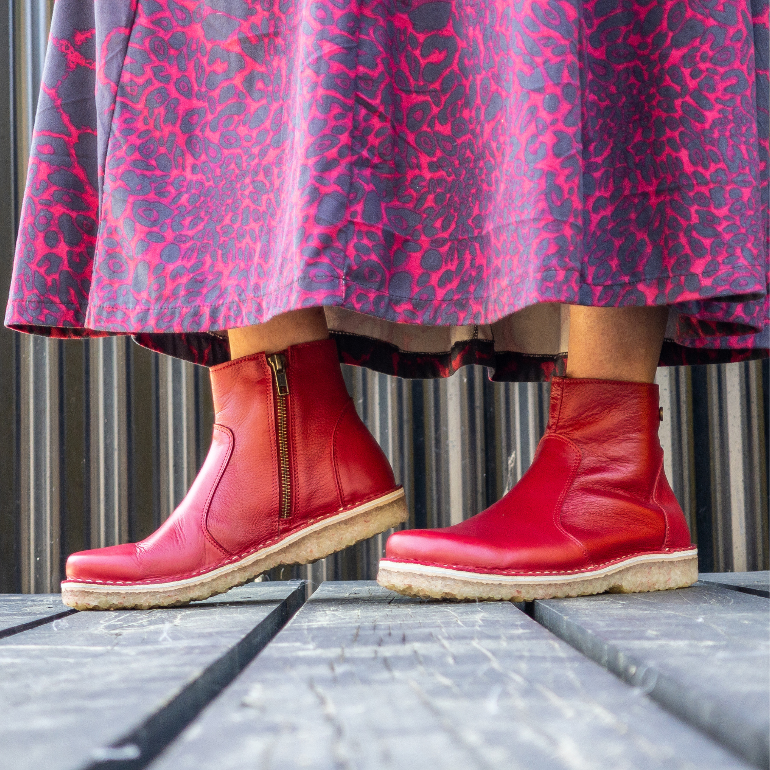 Botin Karma Mujer Rojo Liso Poro