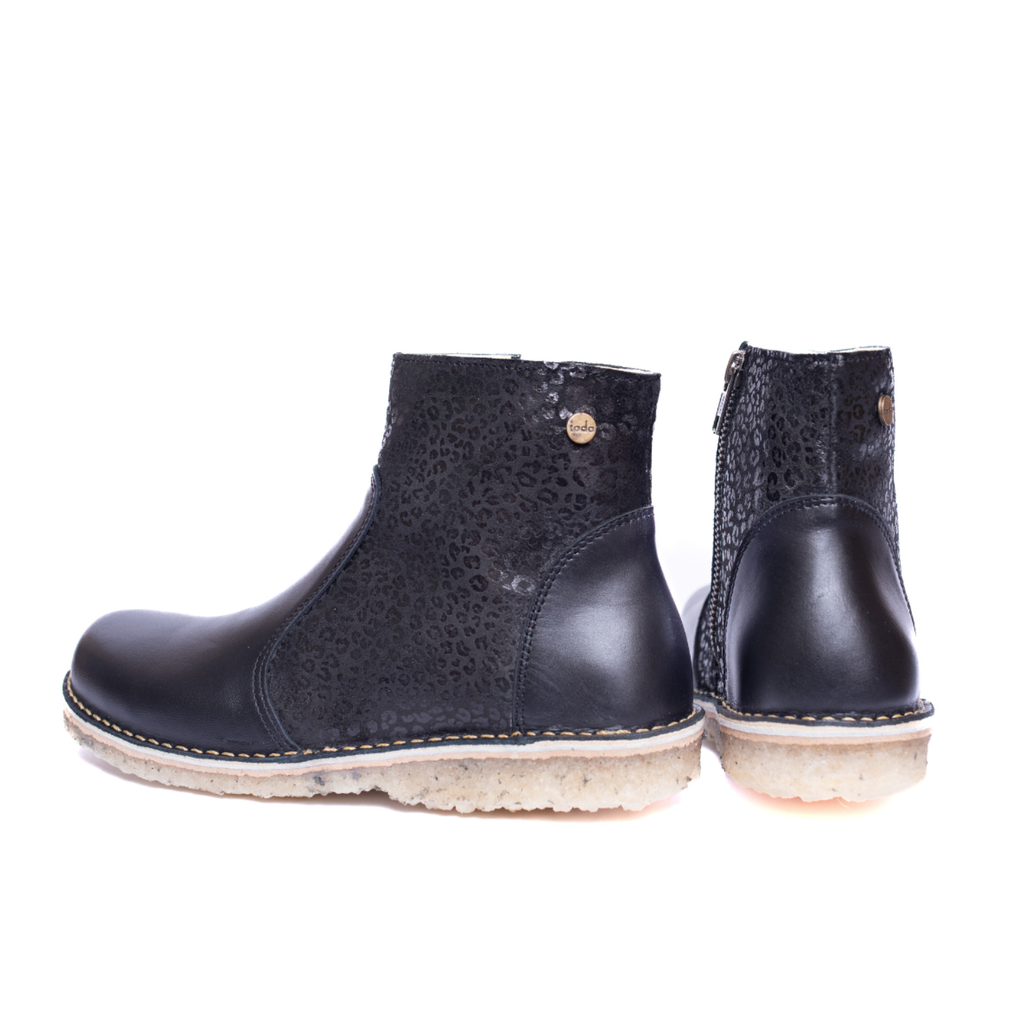 Botín Karma Mujer Negro Folia