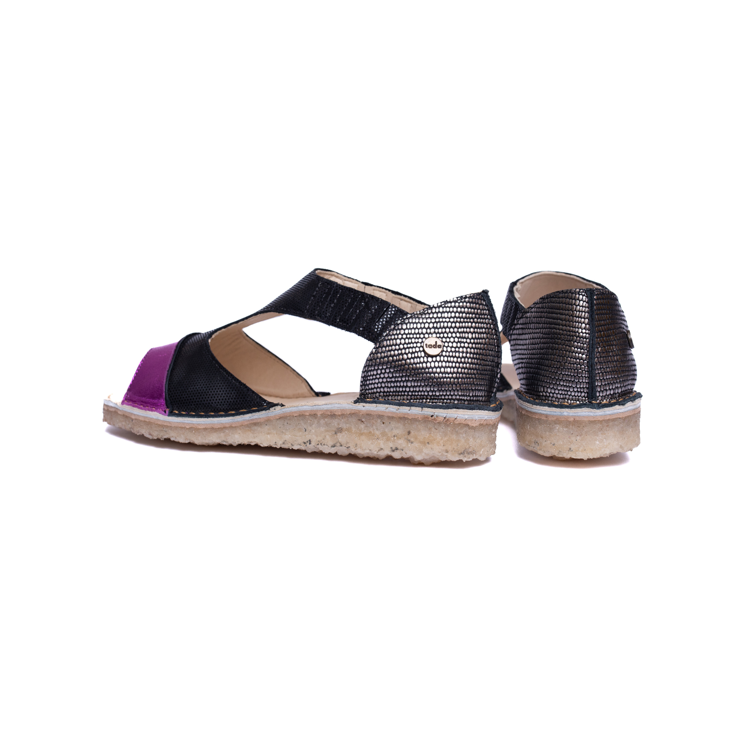 Sandalia Nina Fucsia Metal Folia
