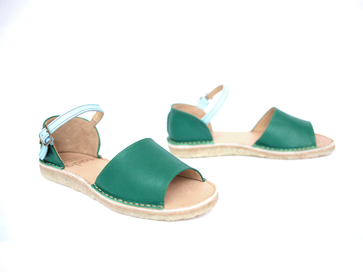 Sandalia Aiko Verde Poro