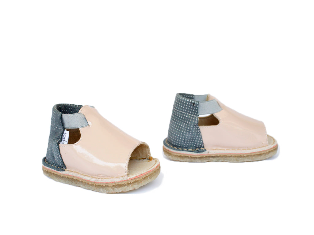 Sandalia Guga Damasco Gris