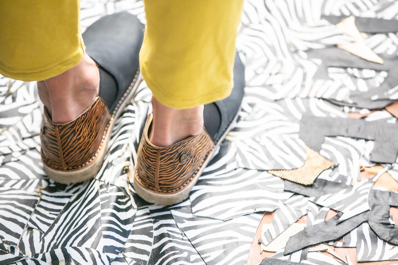 Zapato Fragata Mujer Negro Cera Tigre