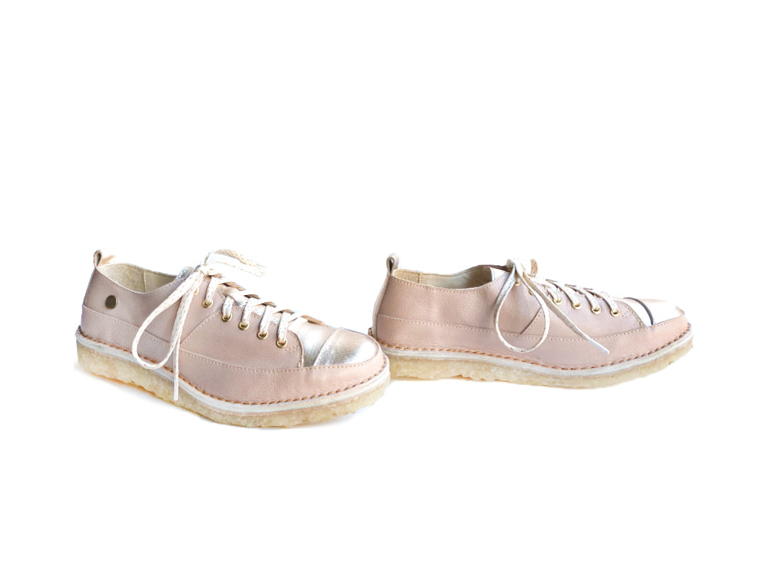 Zapato Mujer Kutsu Nude y Niquel - edición Mei Lang