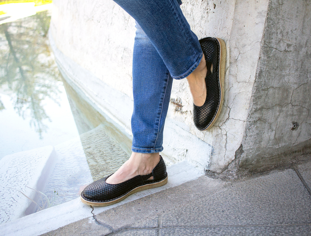 Zapato Reina Mujer Glam Pitón Negro