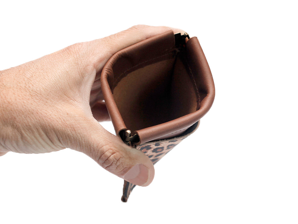 Tarjetero con fleje Moro cera Wild Antunez Ketterer