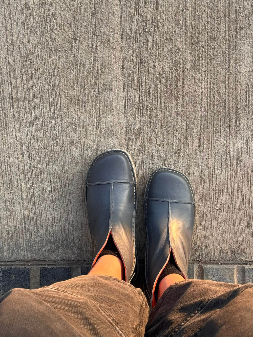 Botín Rhino Mujer Gris