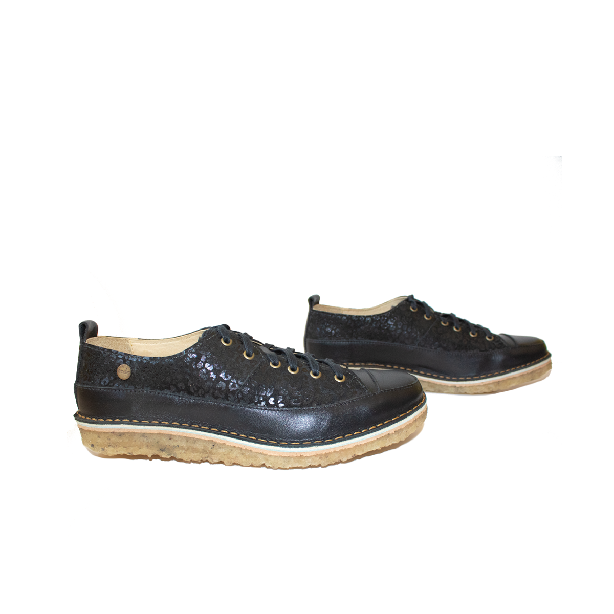 Zapato Kutsu Mujer Negro Folia