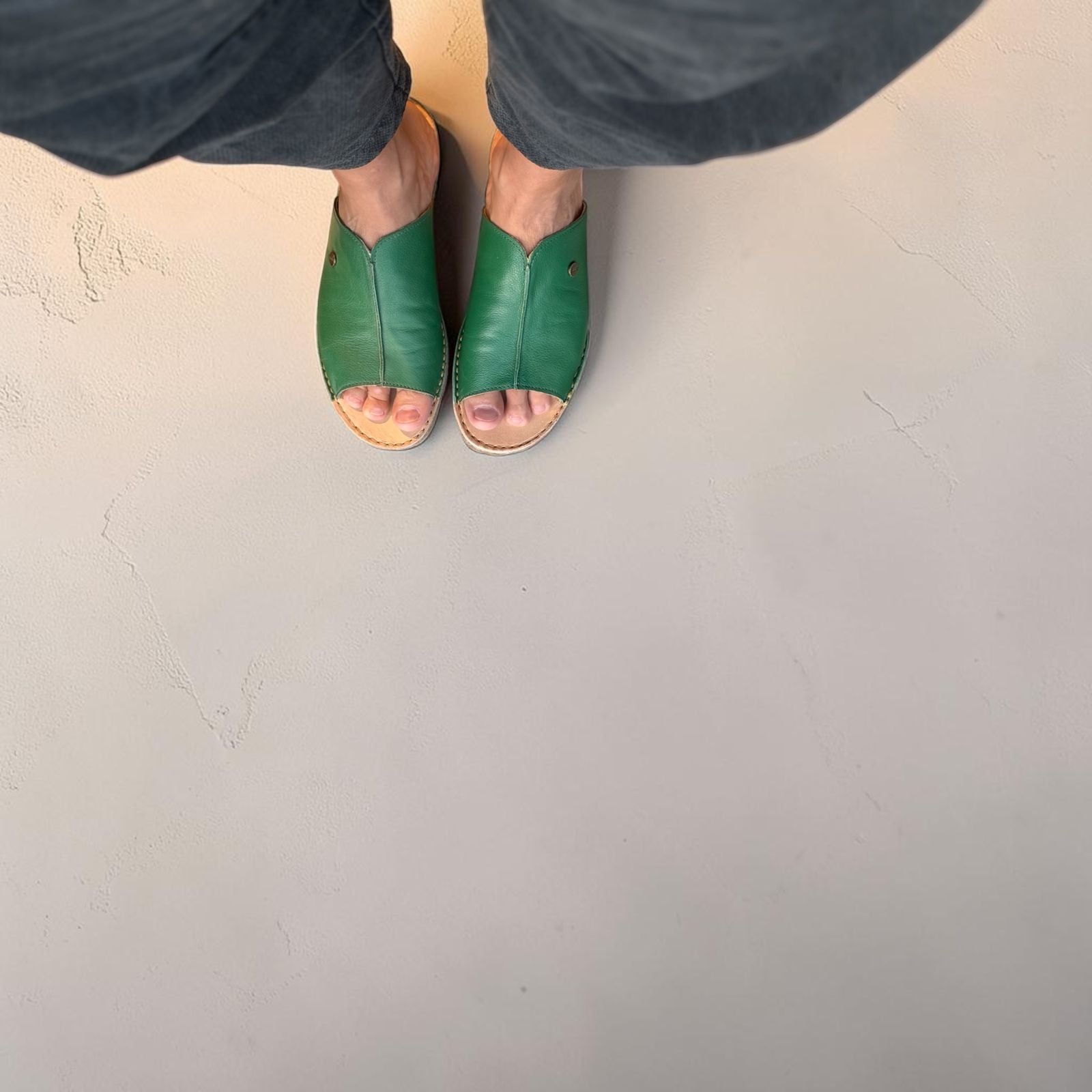 Sandalia Mujer Puntilla Verde Poro