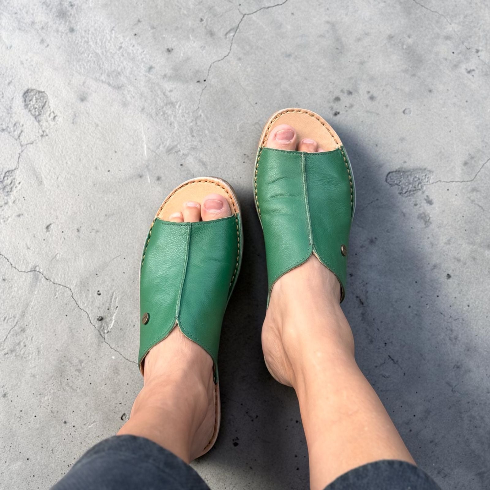 Sandalia Mujer Puntilla Verde Poro