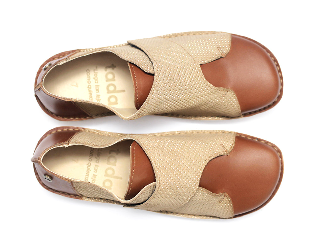 Zapato Arno Mujer Caramelo - Puntos Oro