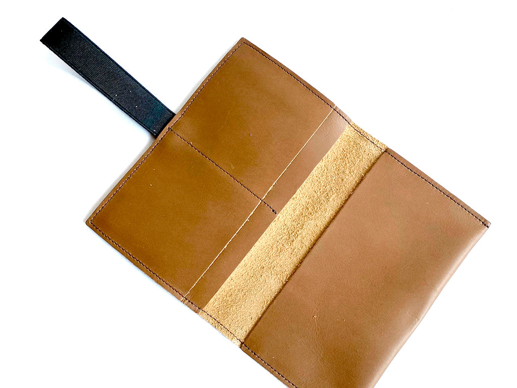 Billetera XL de cuero caramelo